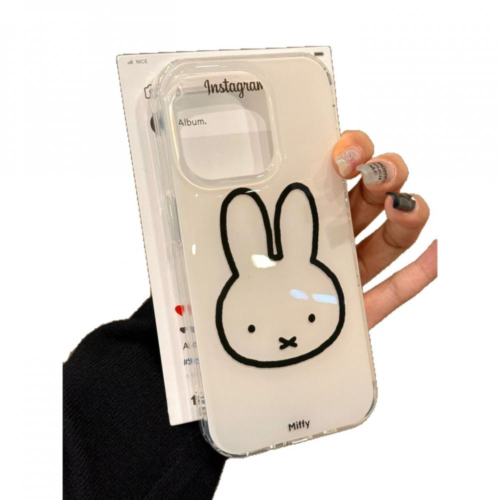 Phone Accessories Background - حافظات هواتف آيفون من سلسلة Miffy