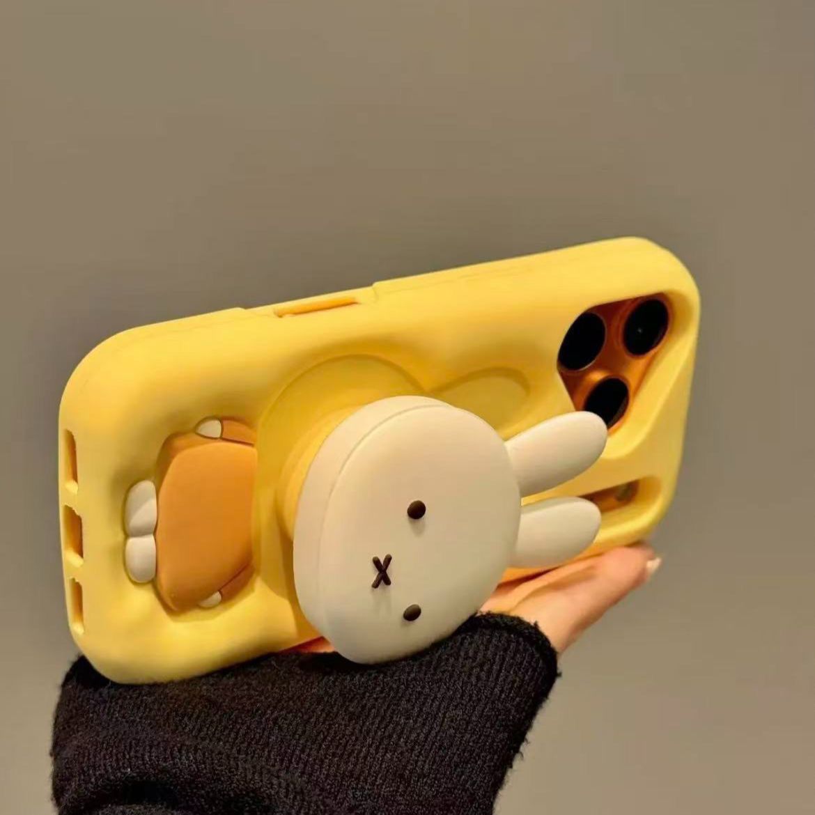 جراب هاتف ثلاثي الأبعاد بتصميم - مراجعة Phone Accessories Box Set وسعره